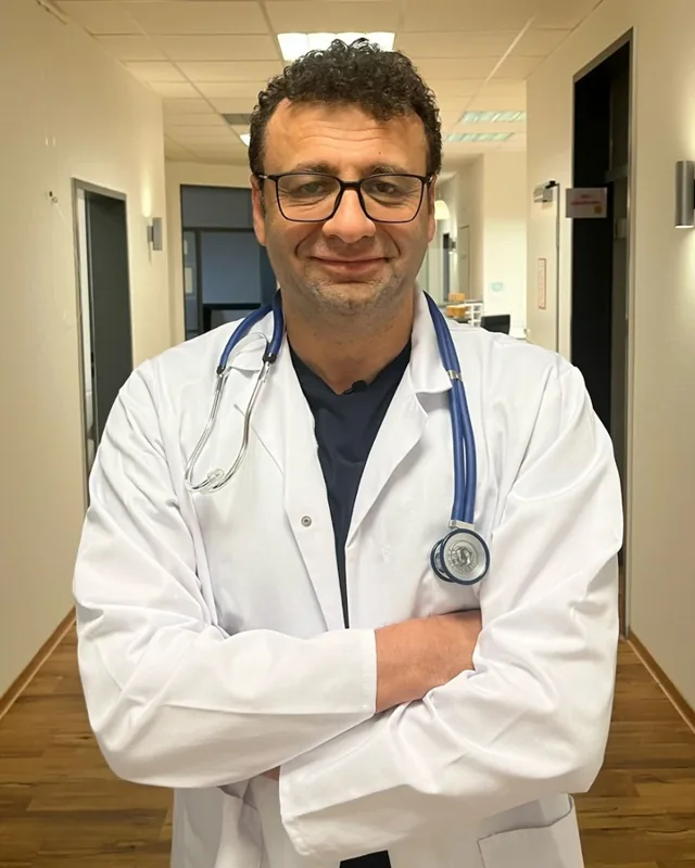 Hischam El-Sobhi, Facharzt
